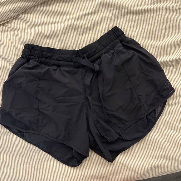 Lululemon Hotty Hot Shorts in Black - Picture 3 of 3